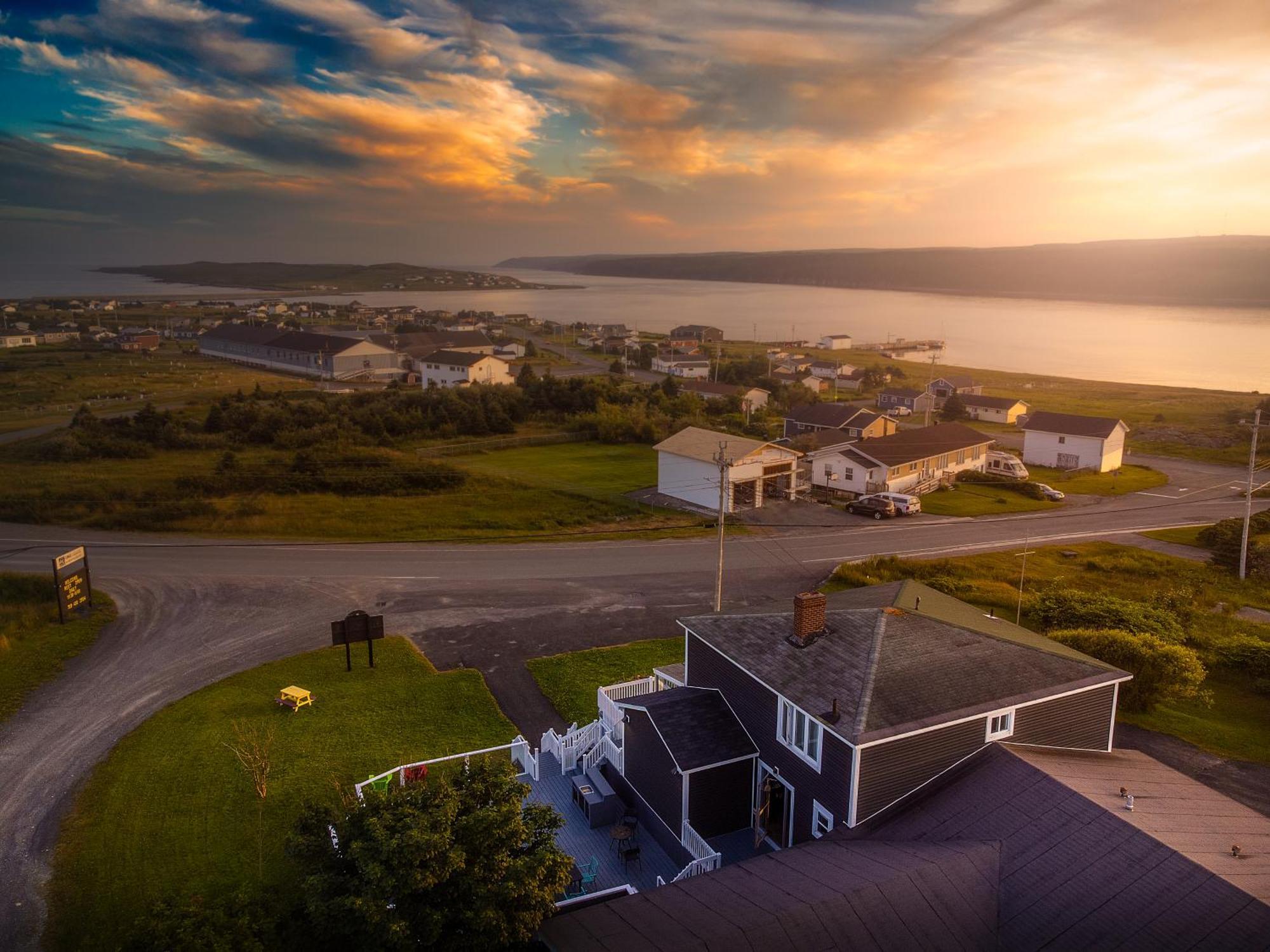 Edge Of The Avalon Inn Trepassey Exteriér fotografie